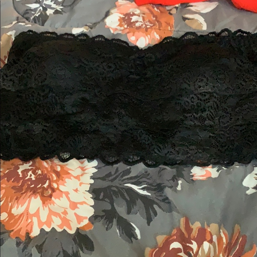 Black bandeau bralette